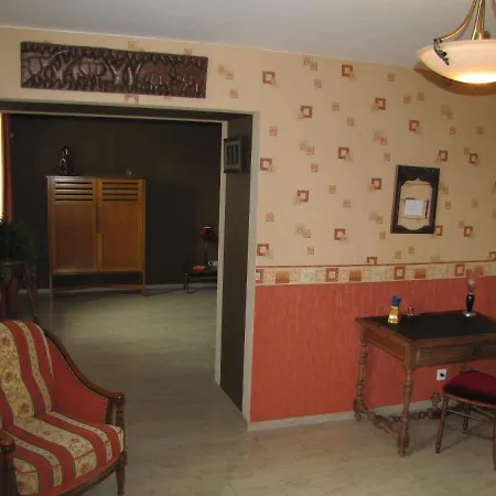 Ludotheque Et Table D'hotes De La Becterie Nocleg ze śniadaniem *