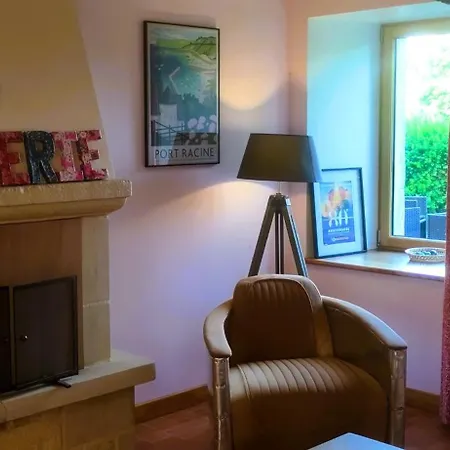 Frühstückspension Ludotheque Et Table D'hotes De La Becterie *