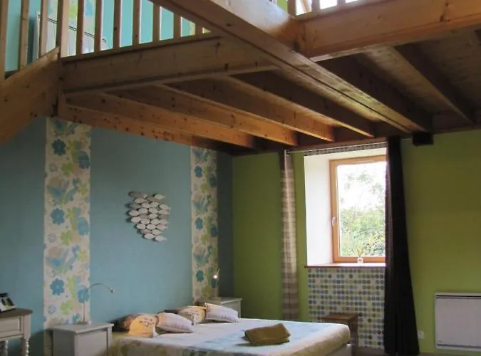 Panzió Ludotheque Et Table D'hotes De La Becterie