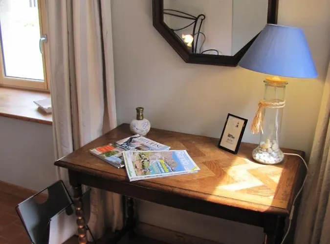 Ludotheque Et Table D'hotes De La Becterie