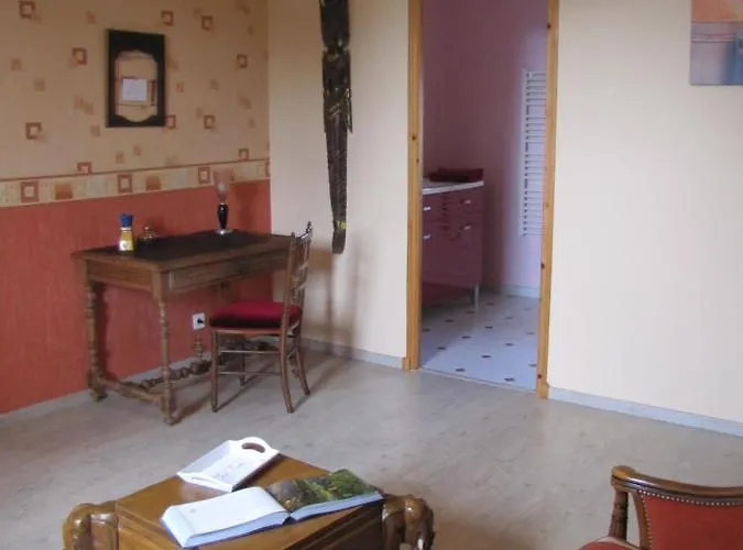 Panzió Ludotheque Et Table D'hotes De La Becterie Quettetot