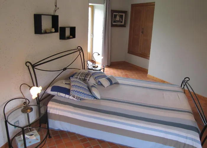 Ludotheque Et Table D'hotes De La Becterie * Quettetot